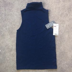 Athleta flurry base layer tank
